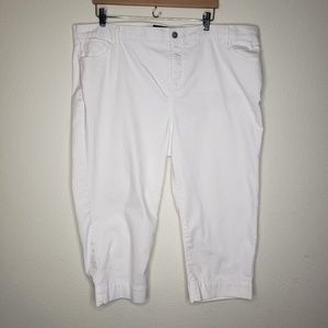 NYDJ Pants - NYDJ Not Your Daughter's Jeans White Capris NYDJ Pants - NYDJ Not Your Daughter's Jeans White Capris